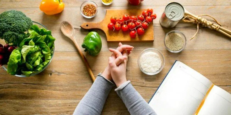 Duy Trì Chế Độ Ăn Uống Khoa Học